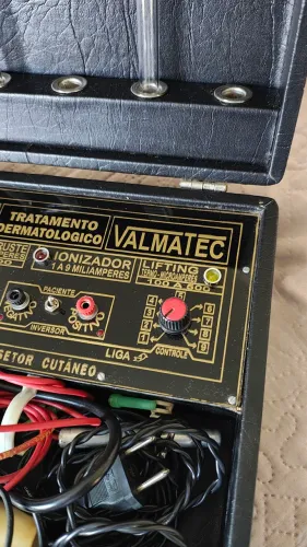 Maleta De Estética Vintage Valmatec Cutâneo M 4 Em 1