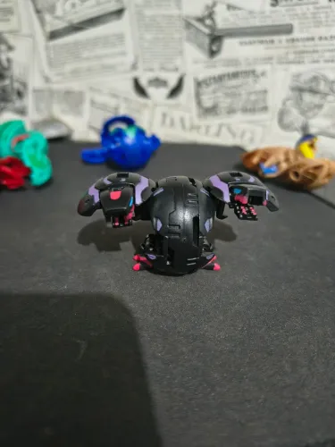 Darkus dual hydranoid - Bakugan era clássica - em perfeito estado