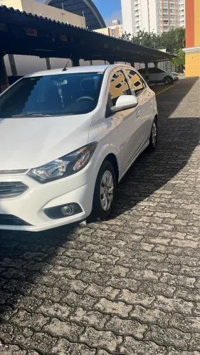 Chevrolet Onix Hatch LT 1.0 8V Flex Mec. 4P 2017