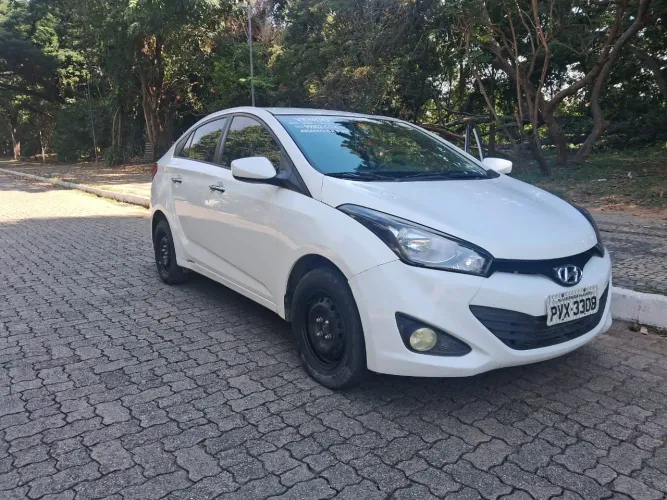 Hyundai HB20S C.plus/c.style 1.6 Flex 16V Mec.4p 2015