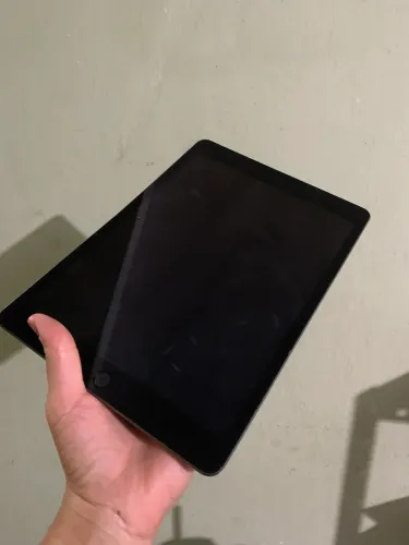 iPad 9 64gb + Teclado fofo