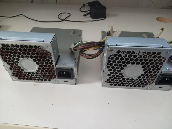 Tô vendendo essas duas Fontes da marca HP