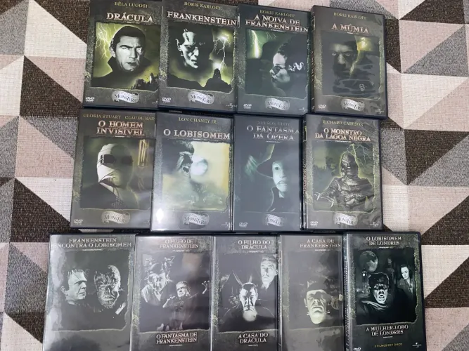 Coleção Universal Classic Monsters - Lote 13 DVDs Horror com 16 Filmes