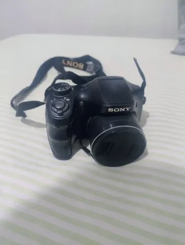 Sony Dsc h300 semi nova com apenas um defeito