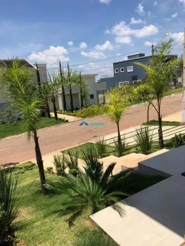 Aluga-se Casa térrea de 3 dorms, 1 suíte, 4 vagas, no residencial Ibi Aram 2 - Itupeva-SP