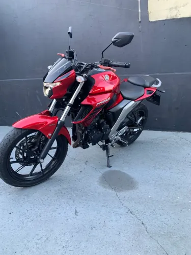 Fazer fz25 2022 moto nova com apenas 20mil km