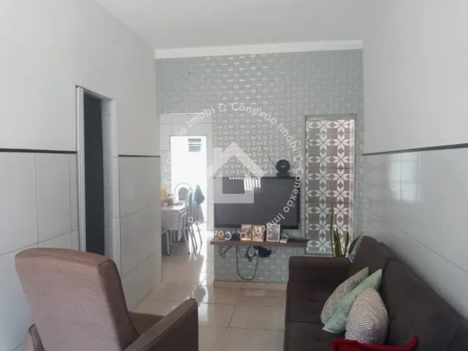 Casa à Venda no Bairro Olaria | Reformada | Venda à Vista