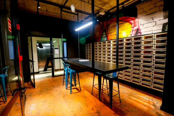 Imóvel para venda possui 52 metros quadrados com 2 quartos em Prado Velho - Curitiba - PR