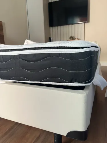 Cama box / semi nova 