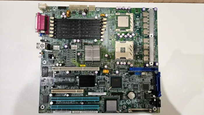 Placa Dell PowerEdge 1800 com Xeon Socket 604