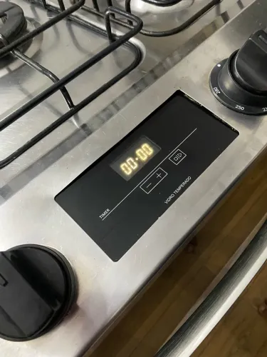 Conserto,manutenção,peça,limpeza,higienização de fogão industrial,residencial, cooktop