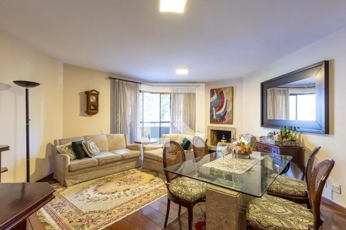 Apartamento à Venda - Moema, 4 Quartos, 140 m2