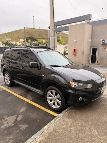 Mitsubishi Outlander 2.0 16V 160cv Aut. 2012