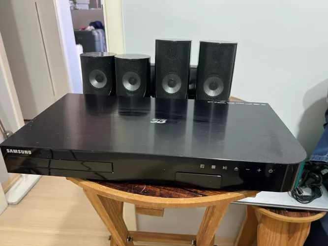 Home theater Samsung ht-j5500 k 3d