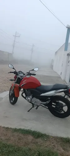 Vendo ou troco Cb 300 R