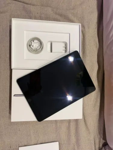 iPad 9th geração 64GB