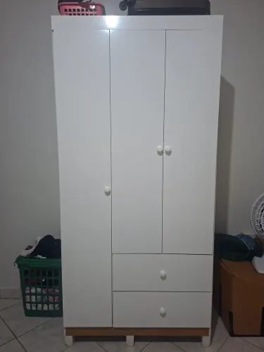 Guarda-roupa solteiro infantil