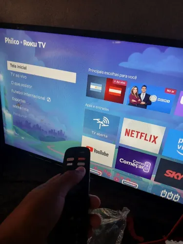 TV SMART PHILCO ROKU