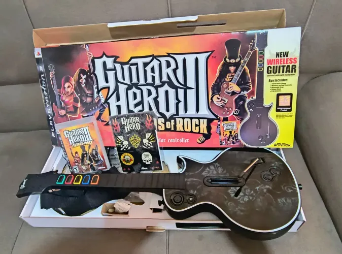 Guitarra Guitar Hero III (PS3)