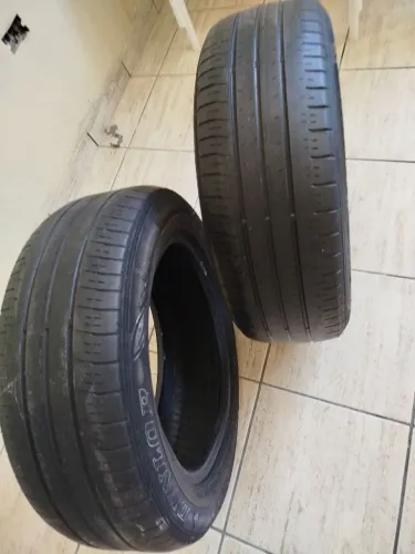 Pneus 185/60/R15 aro 15 
