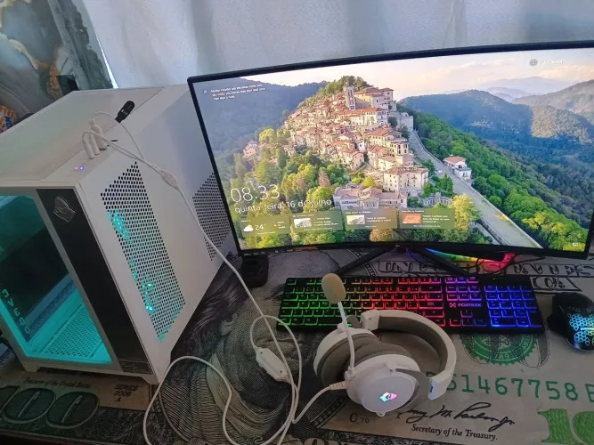 Pc gamer + tela curvada 27`+ teclado mouse e fone