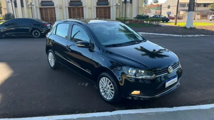 Volkswagen Gol Geração VI Highline 1.6 8V Total Flex Mec. 4P 2016