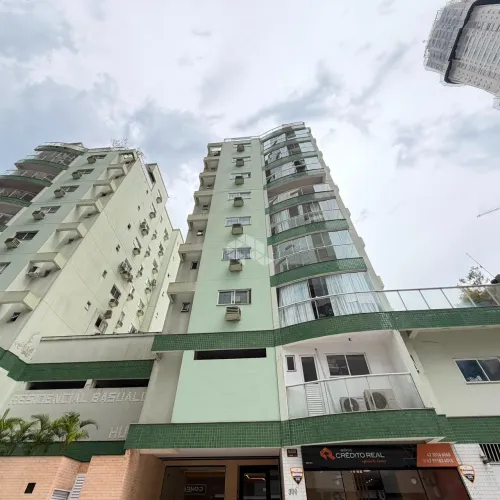 APARTAMENTO 3 DORMITORIOS SENDO UM SUITE - 2 VAGAS DE GARAGEM