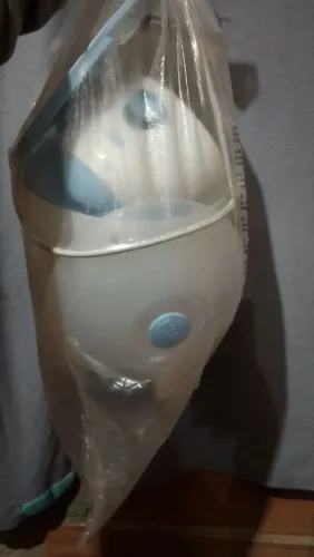 Vendo esterelizador de mamadeiras ,chupetas e etc ...da marca Nuk 