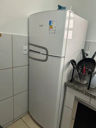 Geladeira Consul Frost Free 340L CRM39AB - Muito Conservada!