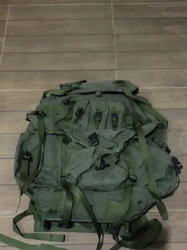 Mochila americana Alice Pack - grande capacidade