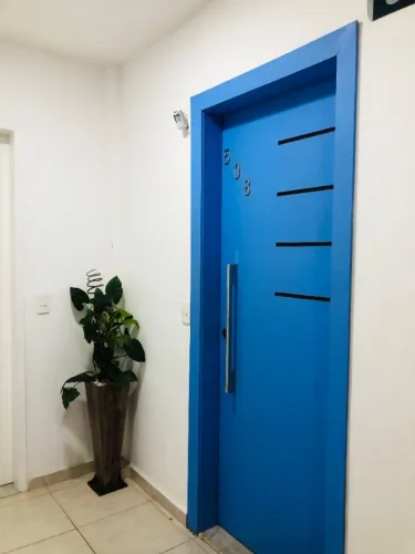 ALUGA-SE - APARTAMENTO NO RESIDENCIAL VERANO