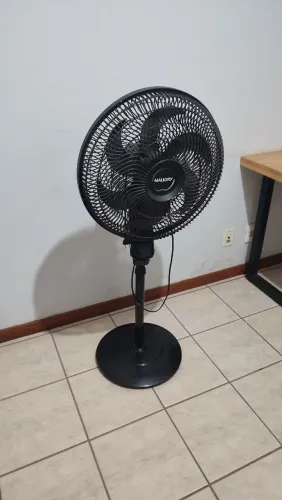 Ventilador de Coluna Mallory