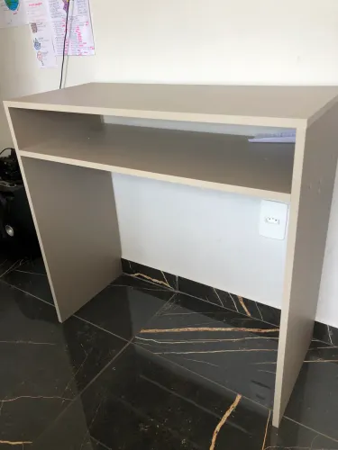 Mesa escrivaninha
