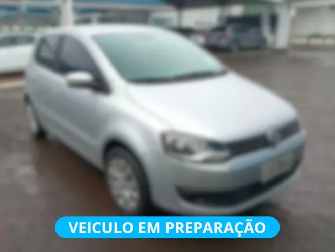 Volkswagen Fox 1.6 MI Total Flex 8V 5P 2013