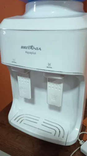 Bebedouro elétrico 