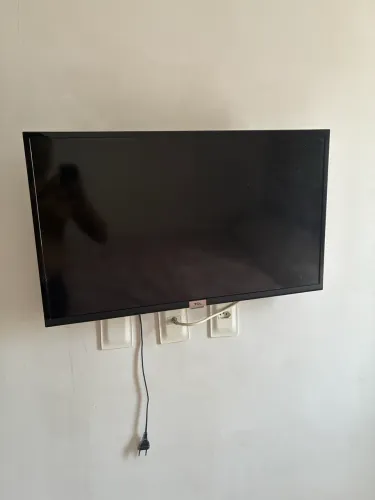 Tv 32 TCL