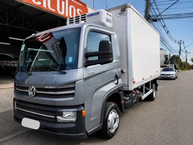Volkswagen Delivery 9-170 (Baú Refrigerado)