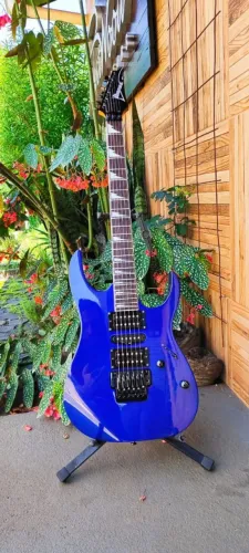 GUITARRA IBANEZ GIO FLOYD-ROSE
