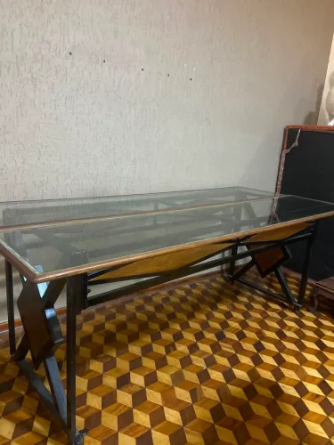 Mesa de jantar de vidro