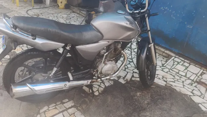 vendo Titan 150