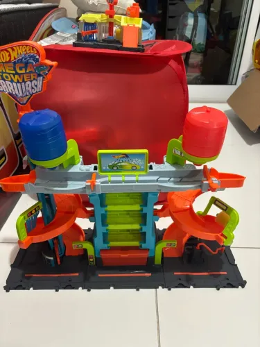 Hot Wheels Mega Tower Carwash