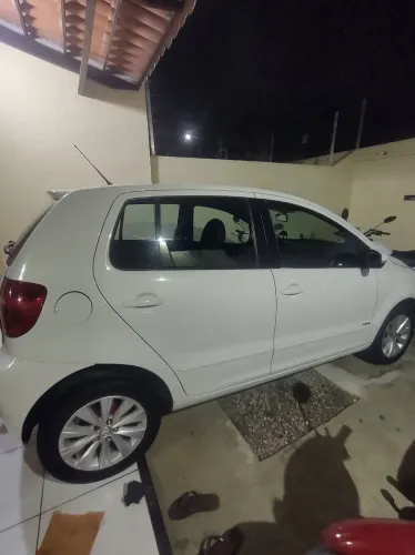 Volkswagen Fox 1.6 MI Total Flex 8V 5P 2014