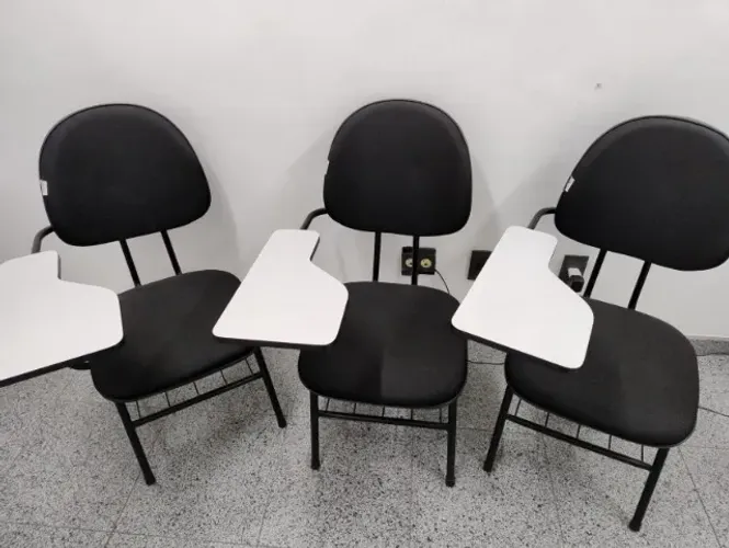 Cadeira Universitária Com Prancheta