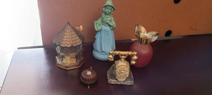 Frascos de perfumes vintage 