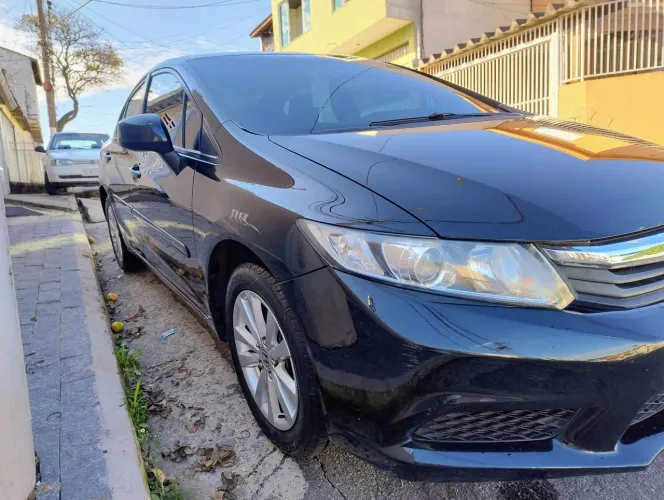 Honda Civic Sedan LXS 1.8/1.8 Flex 16V Aut. 4P 2015