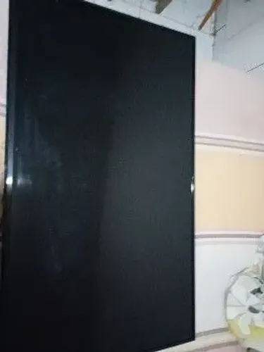 Vendo TV quebrada para tirar peça