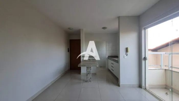 Apartamento para aluguel, 2 quartos, 1 vaga, Lagoinha - Uberlândia/MG