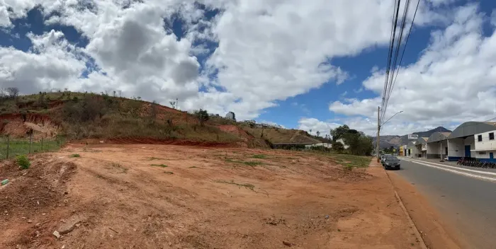 ÁREA COMERCIAL EM GOVERNADOR VALADARES