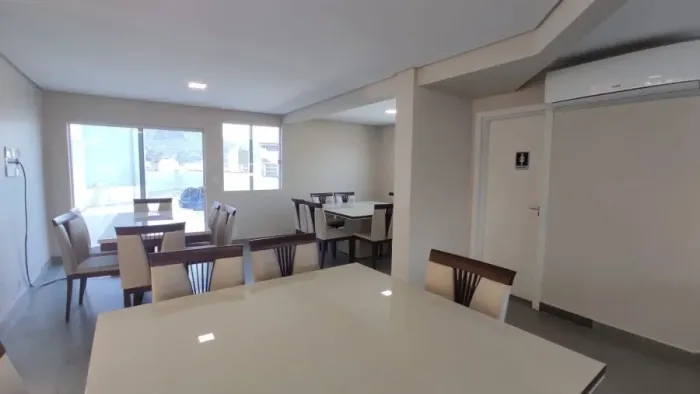 Apartamento Mobiliado no Centro de Jaraguá do Sul com Terraço