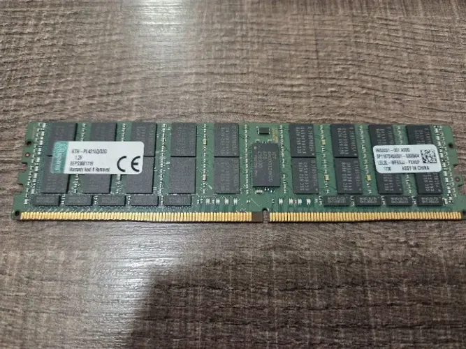 Memória RAM - 32gb - DDR4 - ECC - LRDIMM - Usada. Apenas uma unidade